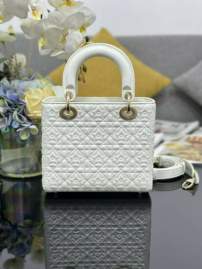 Picture of Dior Handbags _SKUfw239236325fw